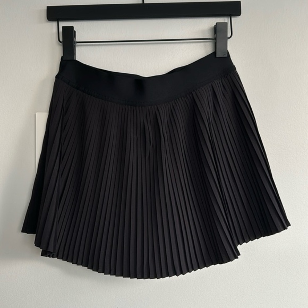 Varsity High-Rise Pleated Tennis Skirt In Black - Picture 5 of 8